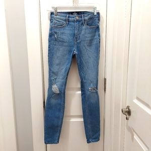 Hollister Distressed high rise super Skinny denim Jeans Size 1R